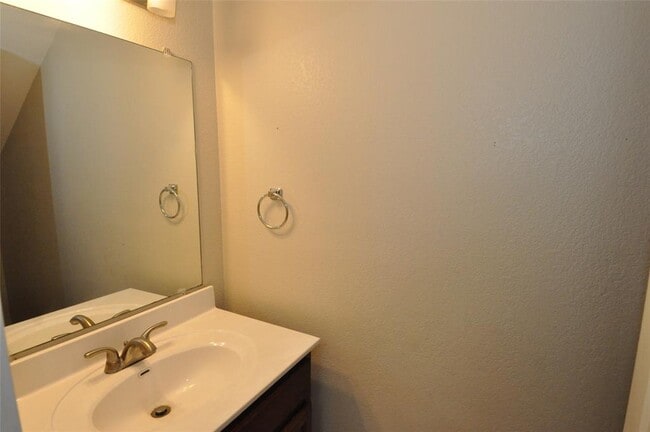 Building Photo - 12304 Abney Dr