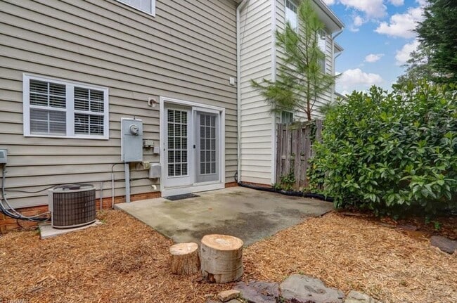 Building Photo - Beautiful 2 BED/ 2.5 BATH Townhome at Piedmont Trace coming this JULY 2026!!!