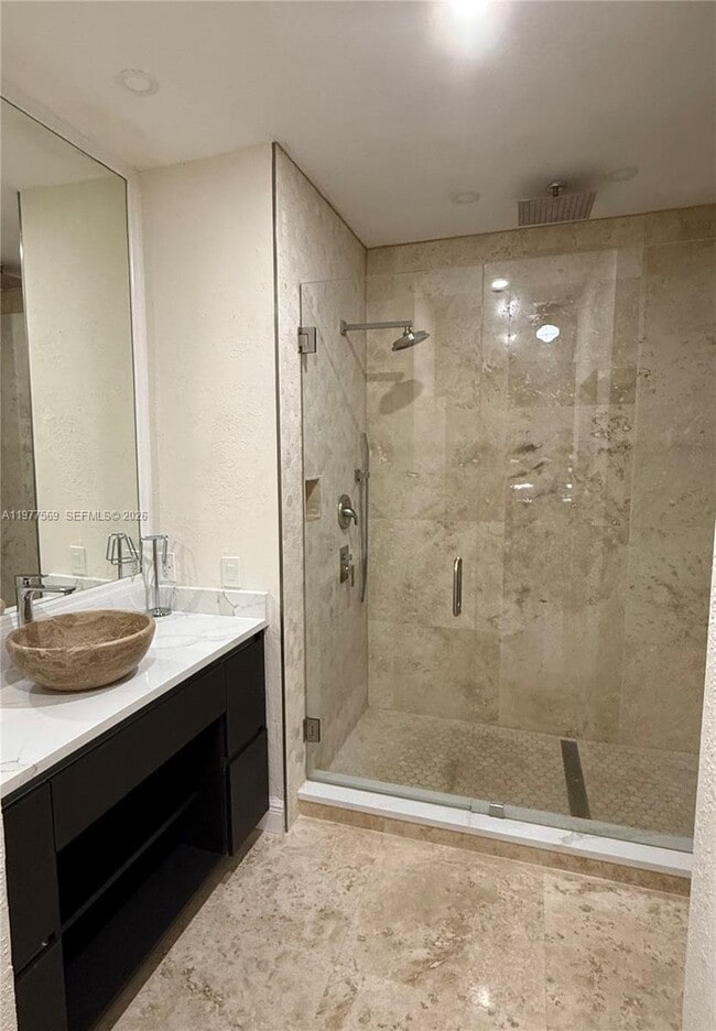 Building Photo - 3227 NE 11th Dr