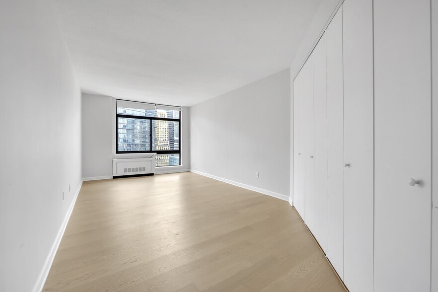 second bedroom - 303 E 43rd St