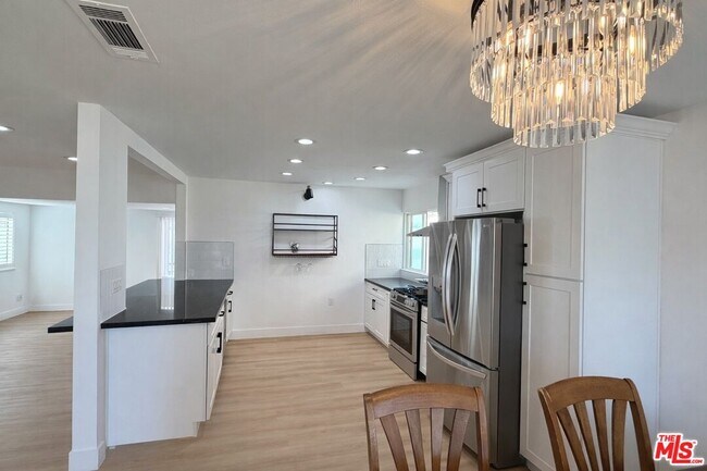 Building Photo - 17913 Martha Pl