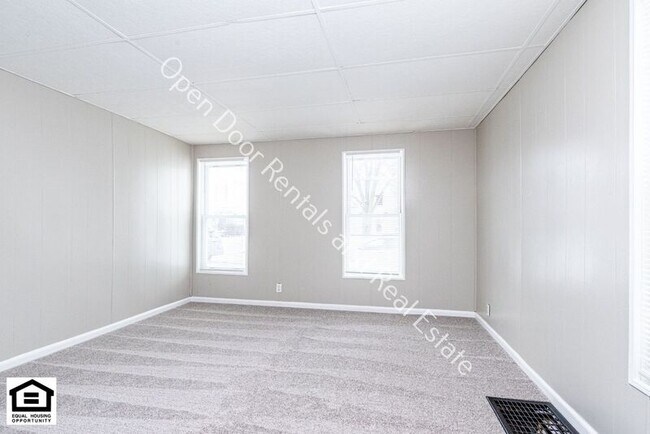 Building Photo - 229 E William St