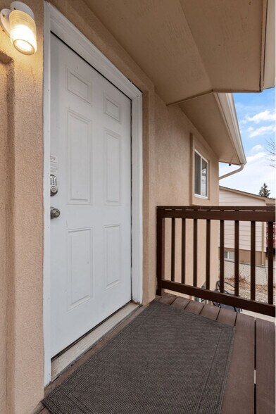 Building Photo - 1326 Westend Ave