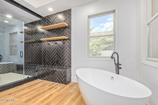 Building Photo - 3469 S Eucalyptus Pl