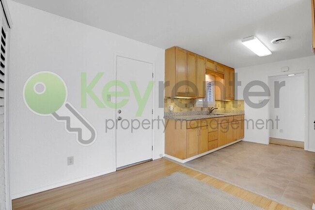 Building Photo - 6510 Barkley Way