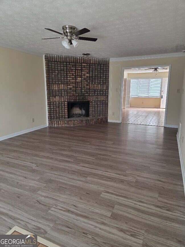 Building Photo - 2120 Fieldstone View Ct SE