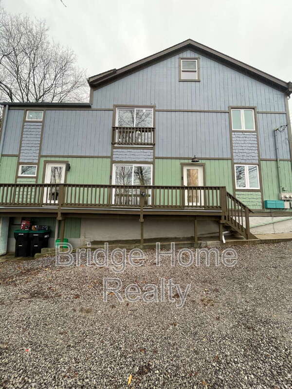Building Photo - 107 Shoup St