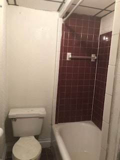 Bath - 239 Zara St