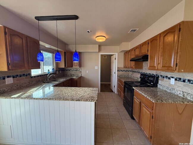 Building Photo - 3730 La Sabre Dr