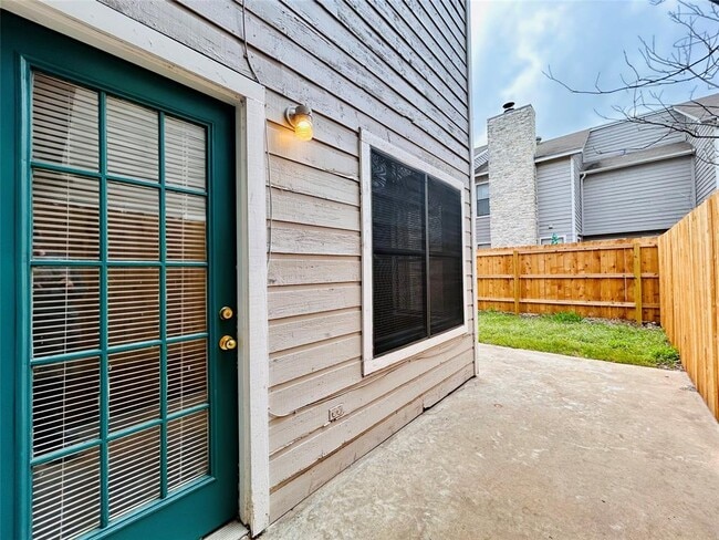 Building Photo - 8902 Schick Rd