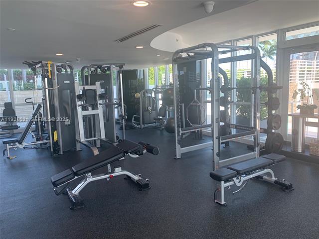 Building Photo - The Bentley Bay Condo