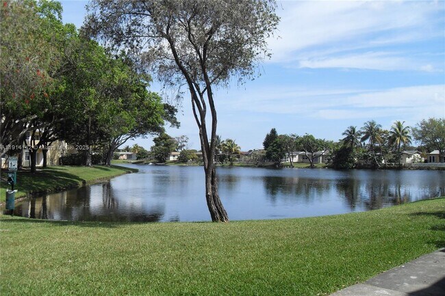 Building Photo - 1791 NW 96th Terrace