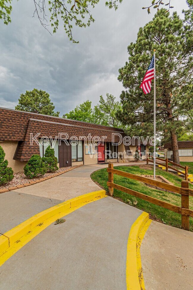 Building Photo - 7755 E Quincy Ave