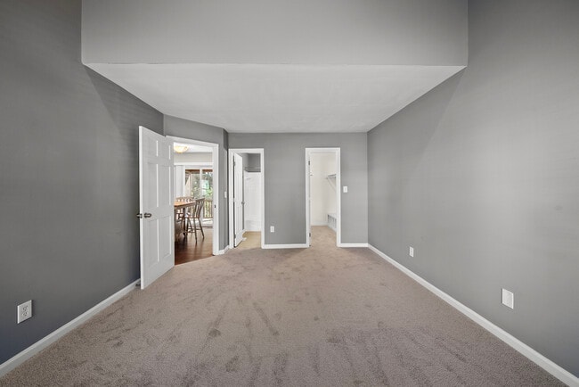 Building Photo - 8324 Bellingham Cir