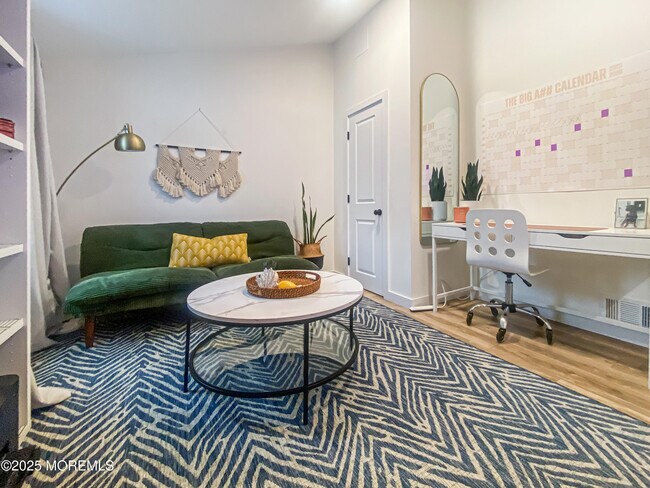 Building Photo - 110 Curtis Pl