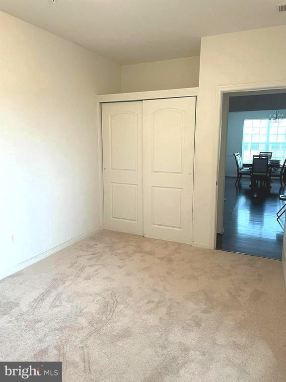 Building Photo - 7401 Travertine Dr
