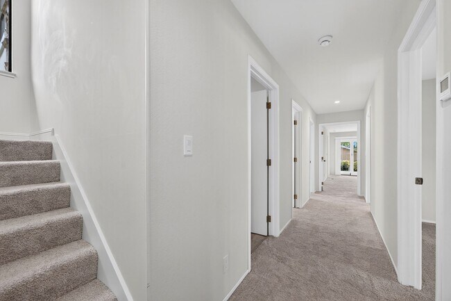 Building Photo - 1837 Lackland Dr