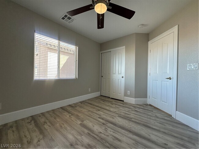 Building Photo - 2176 Low Creek Ct