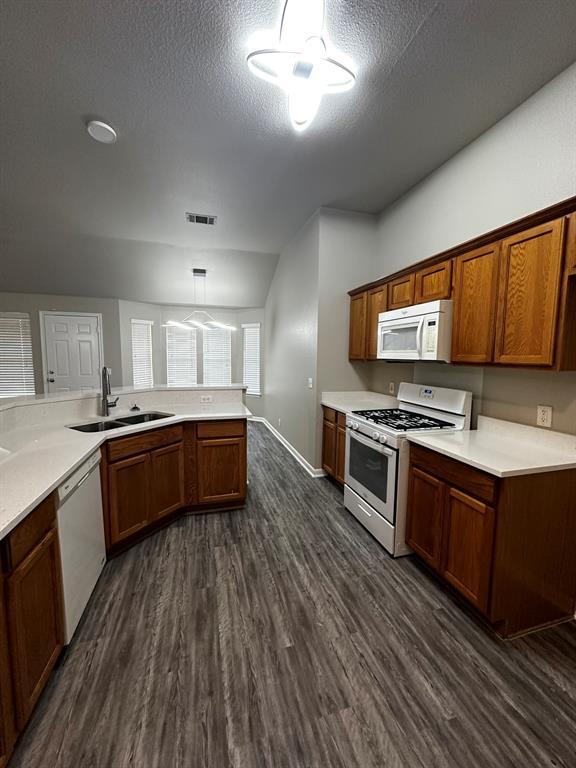 Building Photo - 7220 Wardman Dr