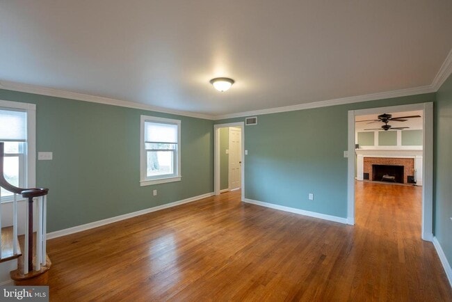 Building Photo - 12475 Rock Point Rd