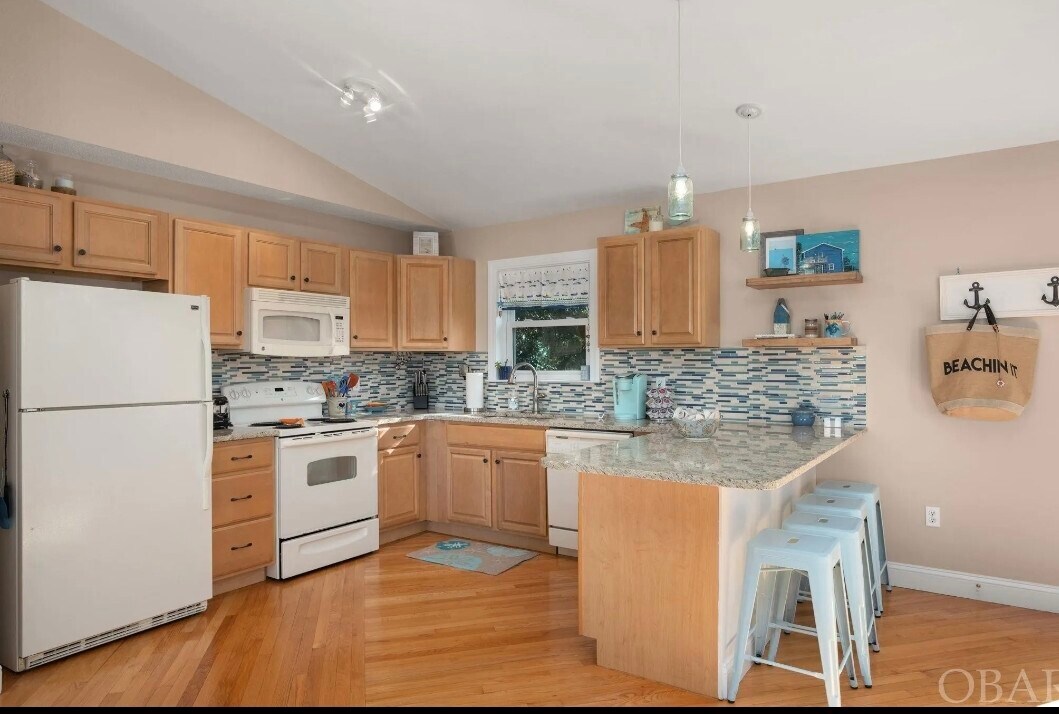Building Photo - 305 Colington Dr