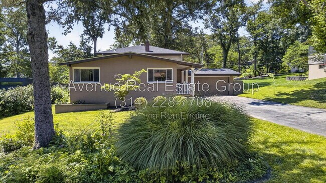 Building Photo - 6 The Knolls Ln