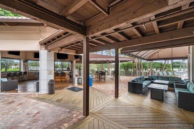 Building Photo - 10881 La Salinas Cir