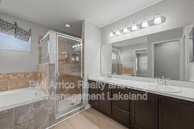 Building Photo - 7918 Chestnut View Dr