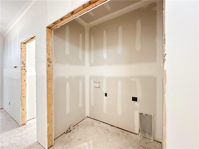 Building Photo - 4473 W Bronco Dr