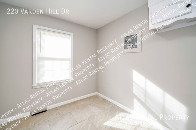 Building Photo - 220 Varden Hill Dr