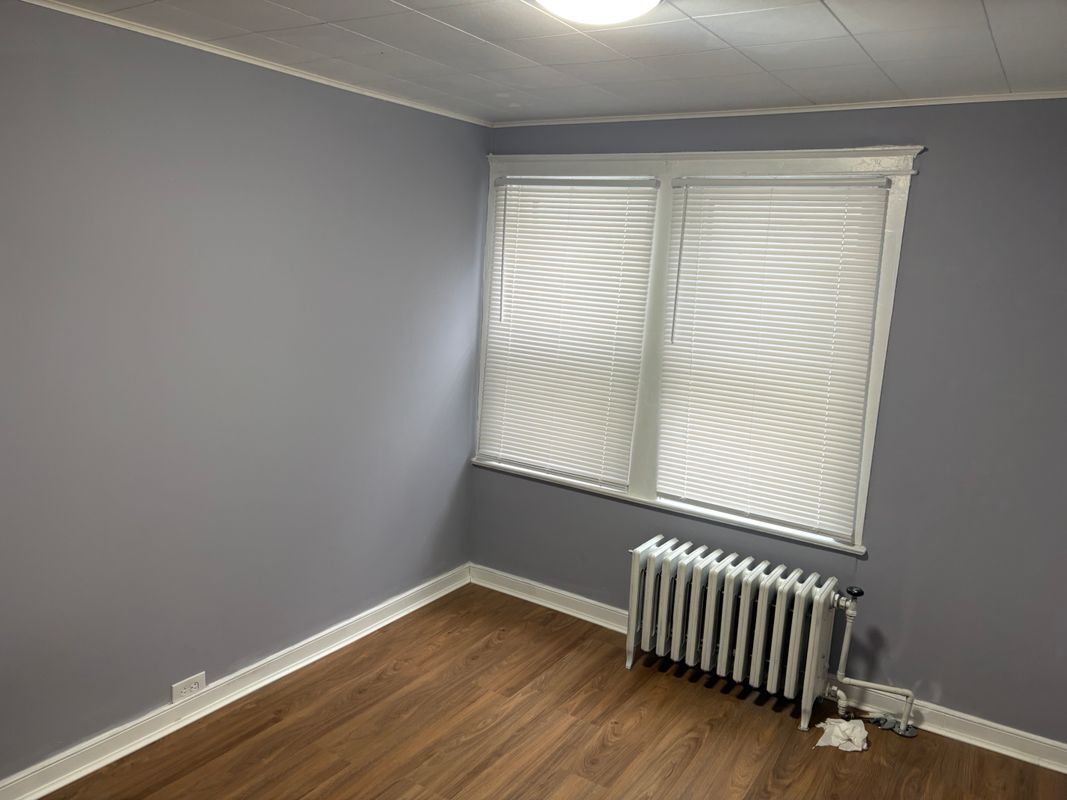 Building Photo - 657 Pine Hill St