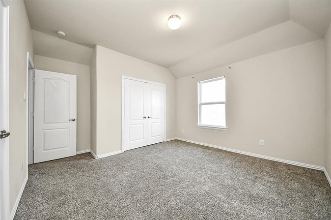 Building Photo - 13313 Sea Breeze Dr