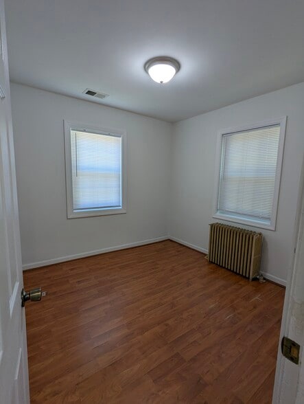 Building Photo - 6625 Harrison Ln