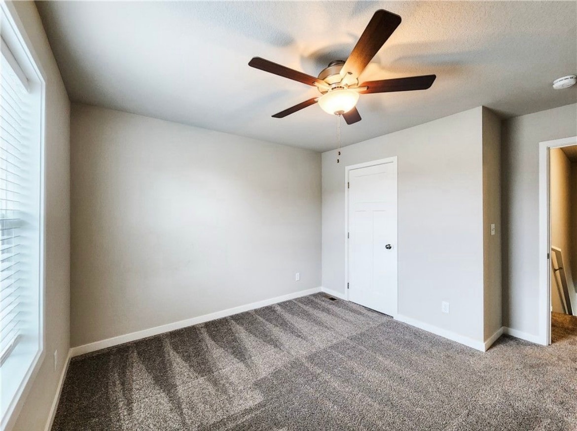 Building Photo - 4032 NE Timber Ln
