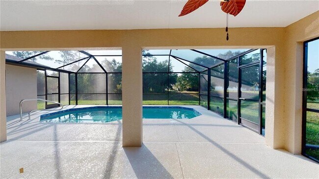 Building Photo - 4851 Kennett St