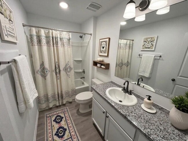 Building Photo - *MOVE IN SPECIAL* 3BD/2BA with Washer/Dryer Included – Fenced Yard, Garage & Community Pool!