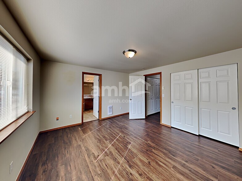 Building Photo - 5224 166th St Ct E