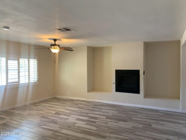 Building Photo - 4214 N 19th St