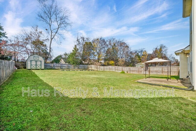 Building Photo - 674 Superior Ln