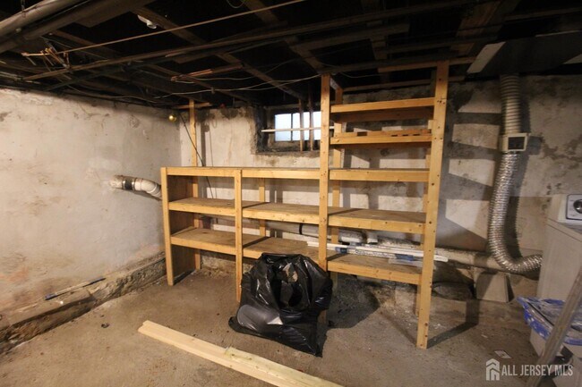 Building Photo - 417 Elmer St