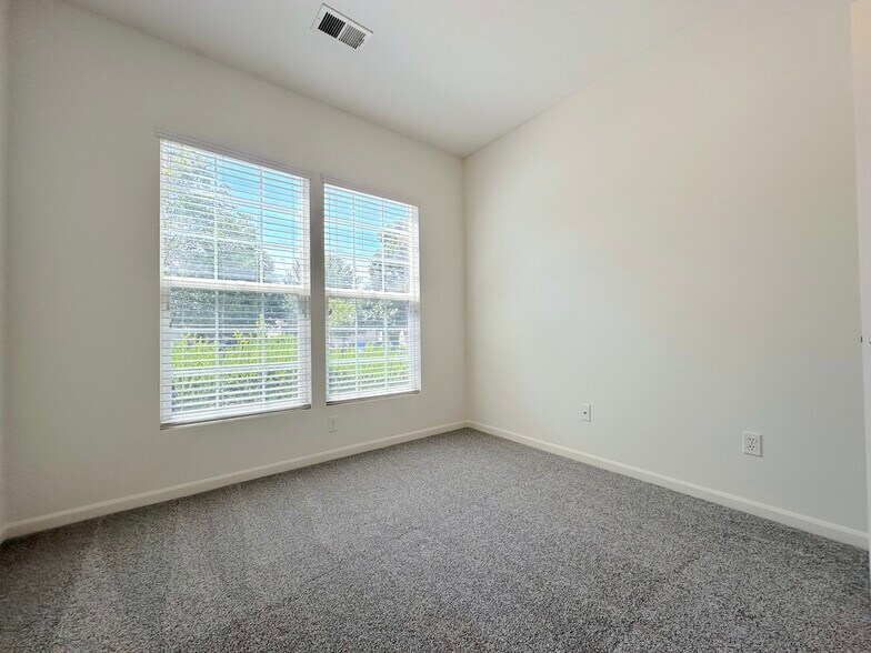 Building Photo - 23304 W 90th Ter