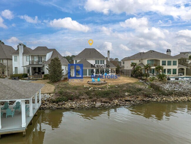 Building Photo - 1418 Windrose Dr
