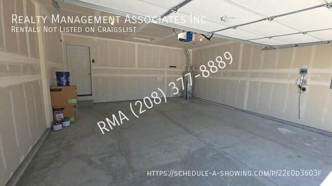 Building Photo - 13127 S Catawba River Ave