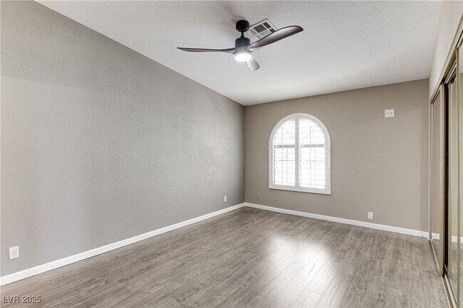 Building Photo - 2629 S Durango Dr