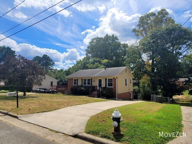 Building Photo - 1308 Juniper St