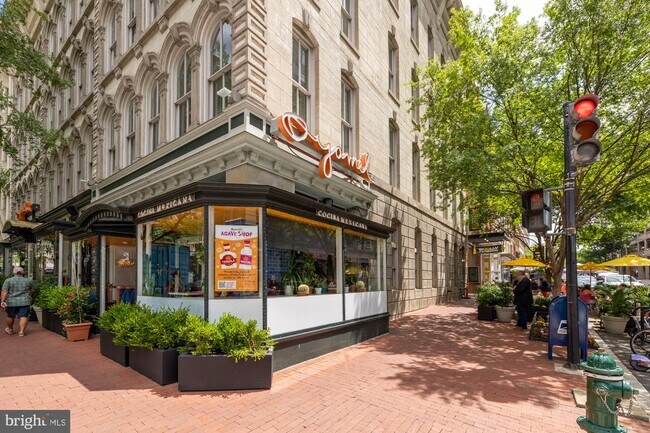 Building Photo - 631 D St NW