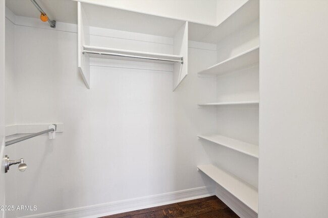 Building Photo - 10757 N 74th St