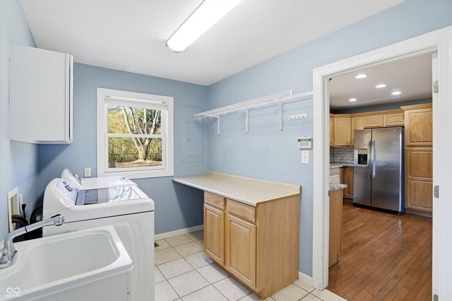 Building Photo - 7026 Spring Mill Rd