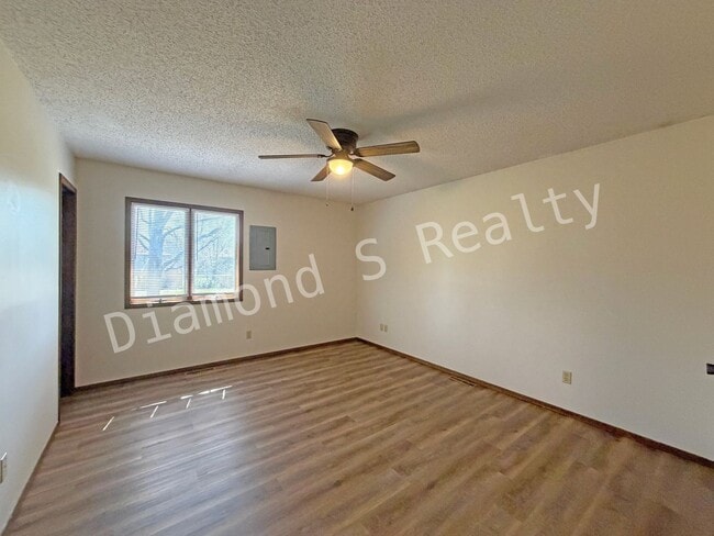 Building Photo - All Brick 3-Bedroom Home Available Now!