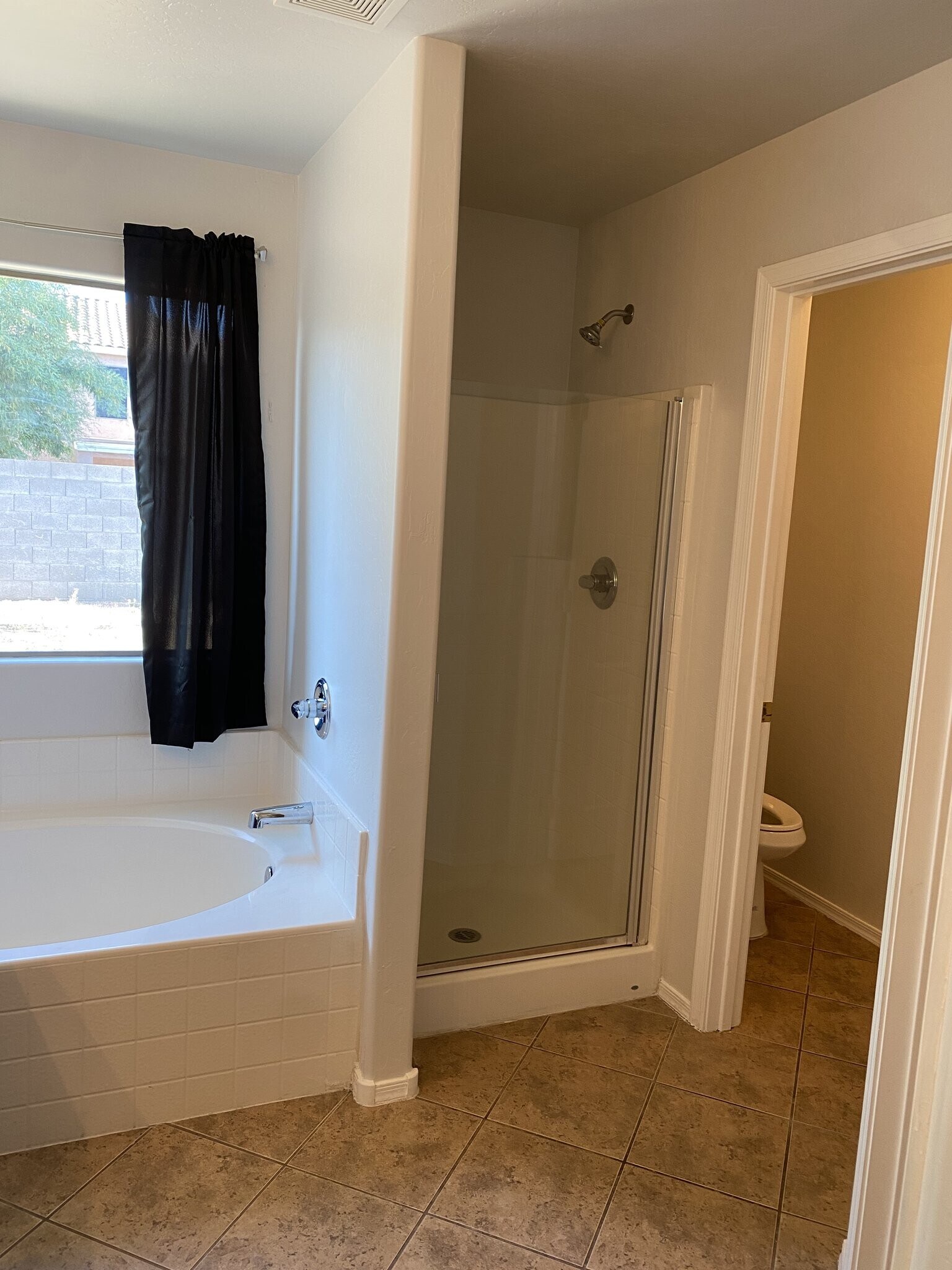 Building Photo - 45462 W Tulip Ln